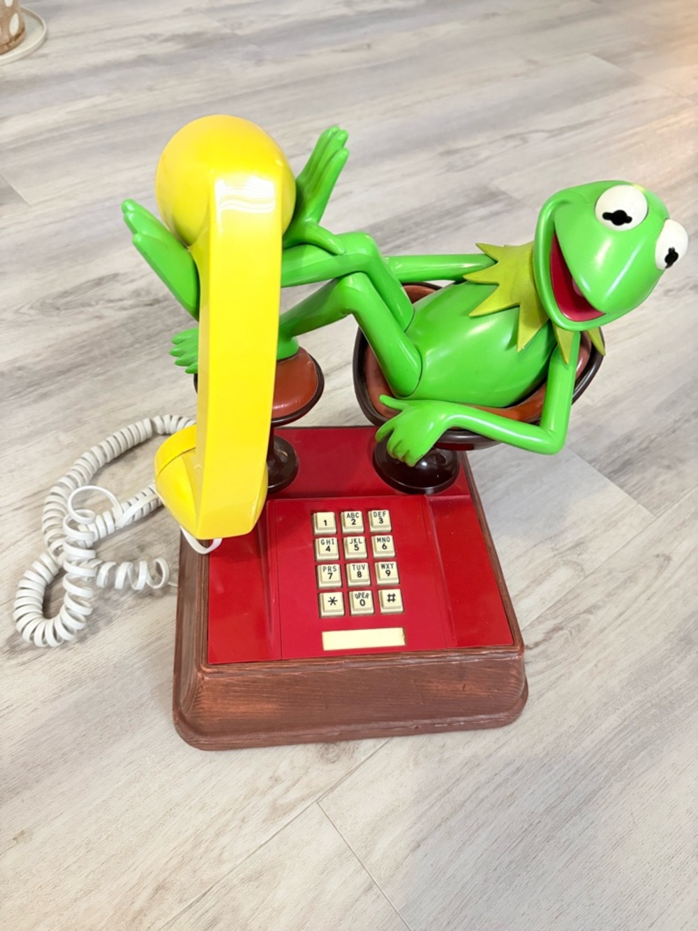 1983 Muppet Kermit the Frog Phone Jim Henson TEBF 8030 ATC
